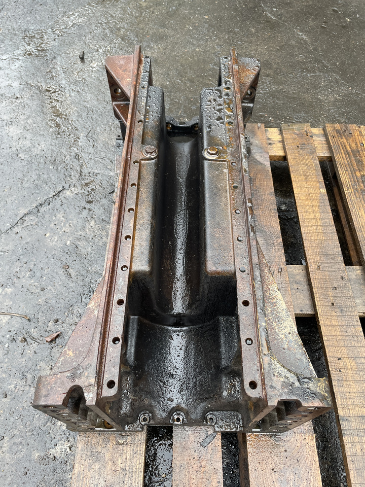 Fendt 930 MAN D0836 - miska olejowa F926202510020 51.05801-6121 - Carter d'huile pour Machine agricole: photos 3 Fendt 930 MAN D0836 - miska olejowa F926202510020 51.05801-6121 - Carter d'huile pour Machine agricole: photos 3