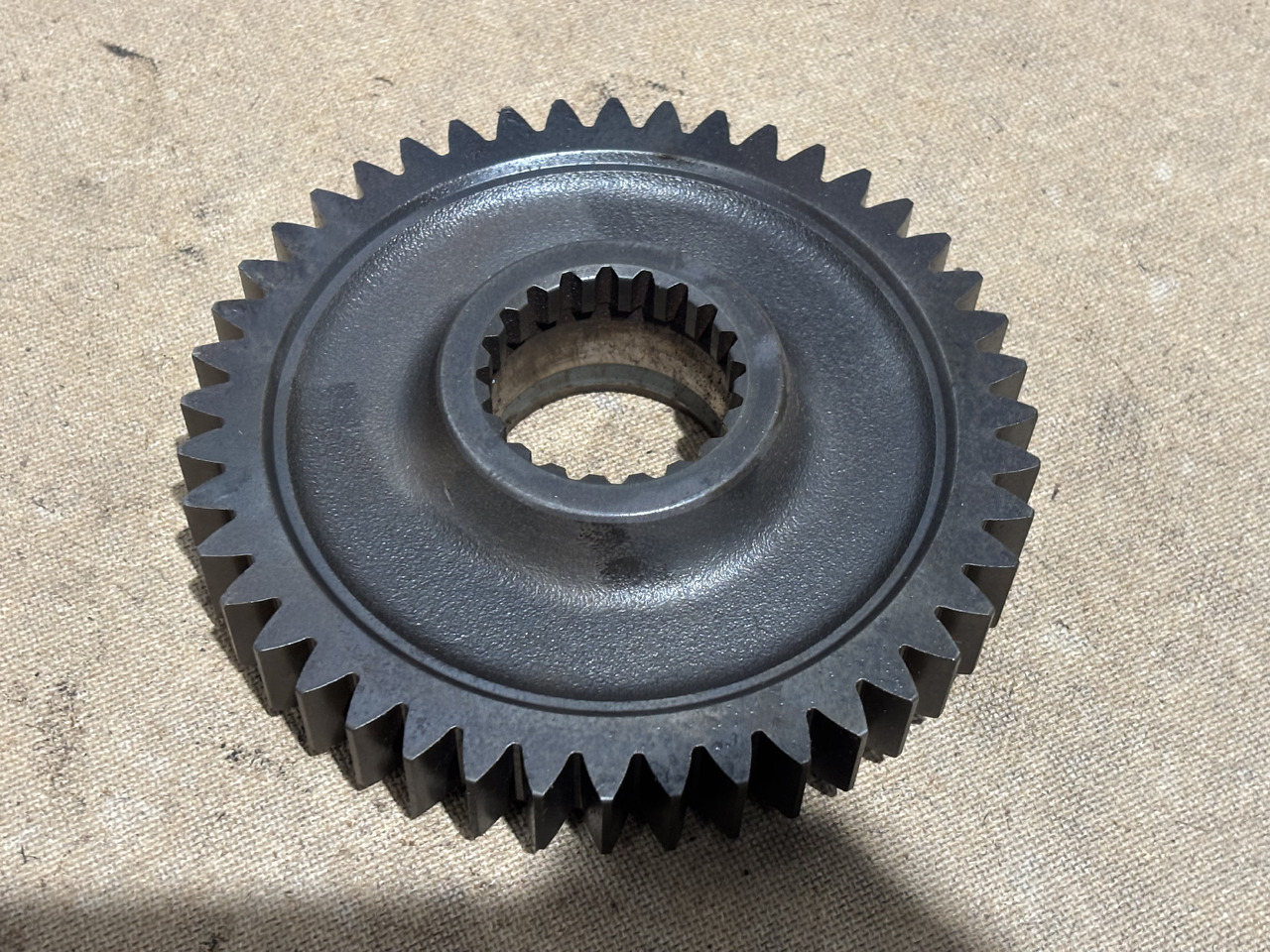 Fendt AGCO 920 924 926 930 Skrzynia Biegów Tryb Koło Zębate Zębatka CZĘŚĆI M934100082040 - Boîte de vitesse pour Machine agricole: photos 3 Fendt AGCO 920 924 926 930 Skrzynia Biegów Tryb Koło Zębate Zębatka CZĘŚĆI M934100082040 - Boîte de vitesse pour Machine agricole: photos 3