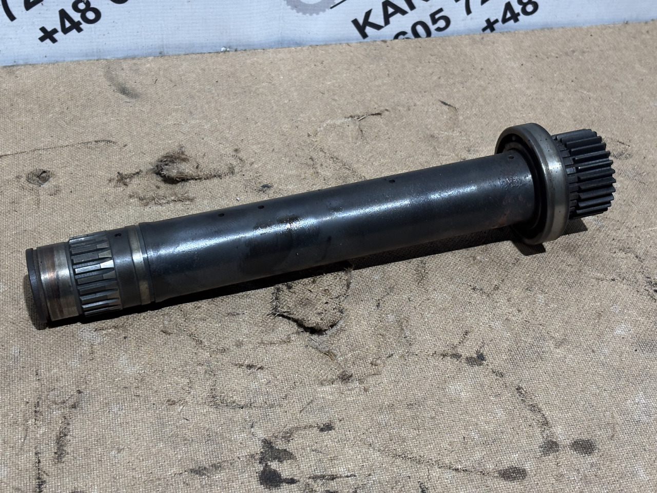 Fendt AGCO 920 924 926 930 Skrzynia Biegów Wał Wałek CZĘŚĆI M934100082040 - Boîte de vitesse pour Machine agricole: photos 1 Fendt AGCO 920 924 926 930 Skrzynia Biegów Wał Wałek CZĘŚĆI M934100082040 - Boîte de vitesse pour Machine agricole: photos 1