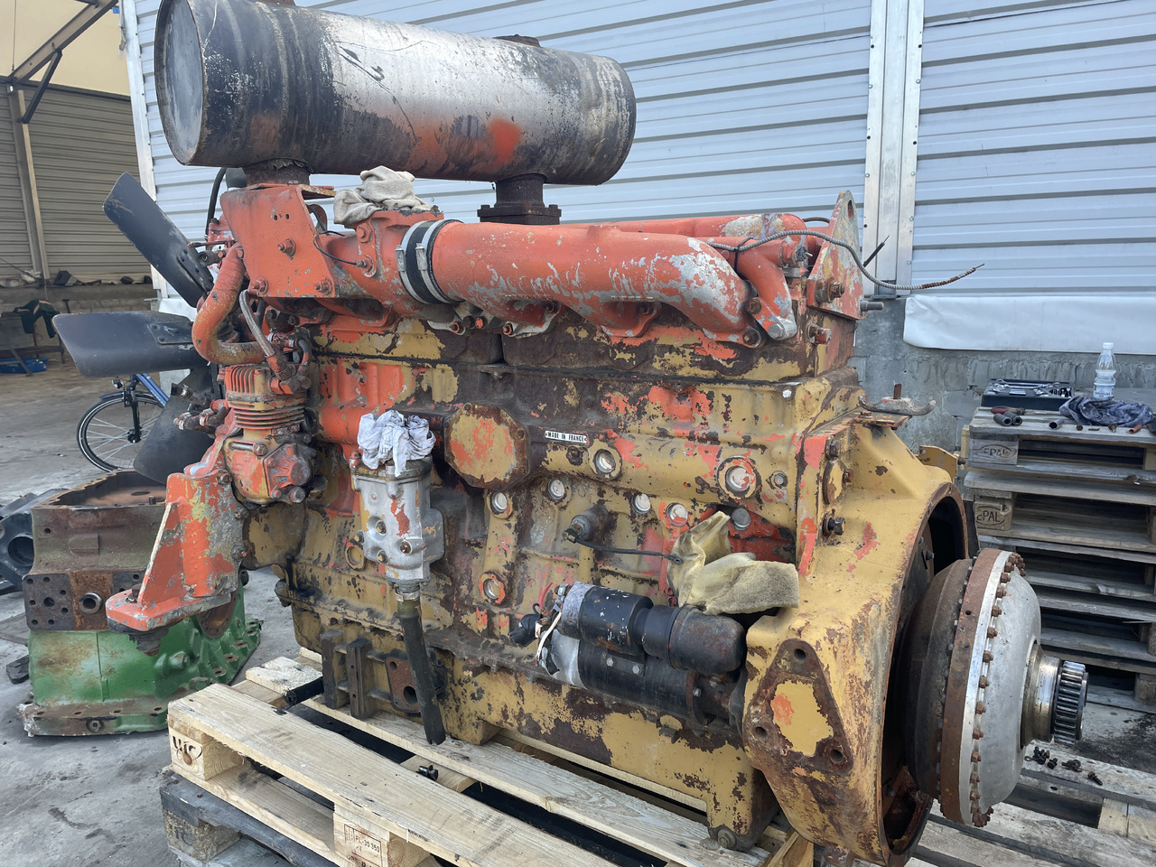 Fiat 8215.02 - silnik na części - Moteur: photos 3 Fiat 8215.02 - silnik na części - Moteur: photos 3