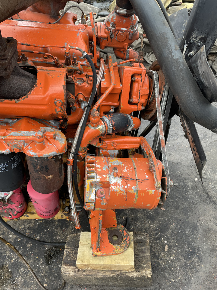 Fiat Agri - silnik 6cyl. kompletny - Moteur pour Machine agricole: photos 2 Fiat Agri - silnik 6cyl. kompletny - Moteur pour Machine agricole: photos 2