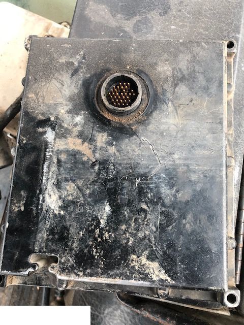 Ford 8830 - TRANSMISSION CONTROL MODULE E9NN7Z369AF - Bloc de gestion pour Machine agricole: photos 1 Ford 8830 - TRANSMISSION CONTROL MODULE E9NN7Z369AF - Bloc de gestion pour Machine agricole: photos 1