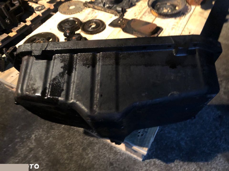 Iveco F4CE04 - Miska Olejowa 504043550 - Carter d'huile pour Machine agricole: photos 3 Iveco F4CE04 - Miska Olejowa 504043550 - Carter d'huile pour Machine agricole: photos 3