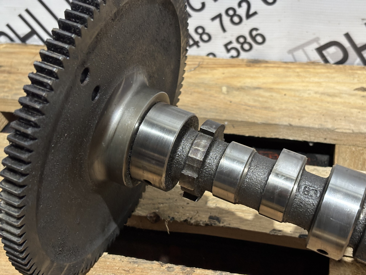 JCB 320-03629 444 Dieselmax Wałek Rozrządu - Arbre à cames pour Machine agricole: photos 5 JCB 320-03629 444 Dieselmax Wałek Rozrządu - Arbre à cames pour Machine agricole: photos 5