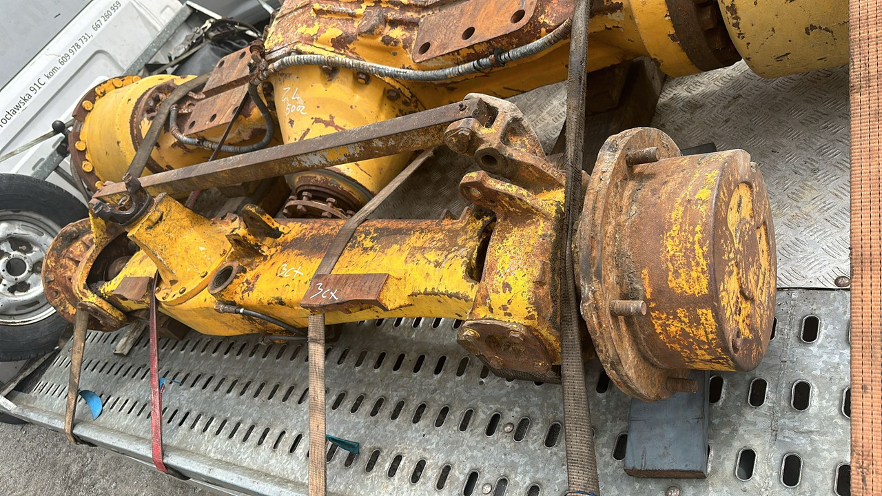 JCB 3CX - most przedni 446/10601 - Essieu avant pour Engins de chantier: photos 2 JCB 3CX - most przedni 446/10601 - Essieu avant pour Engins de chantier: photos 2