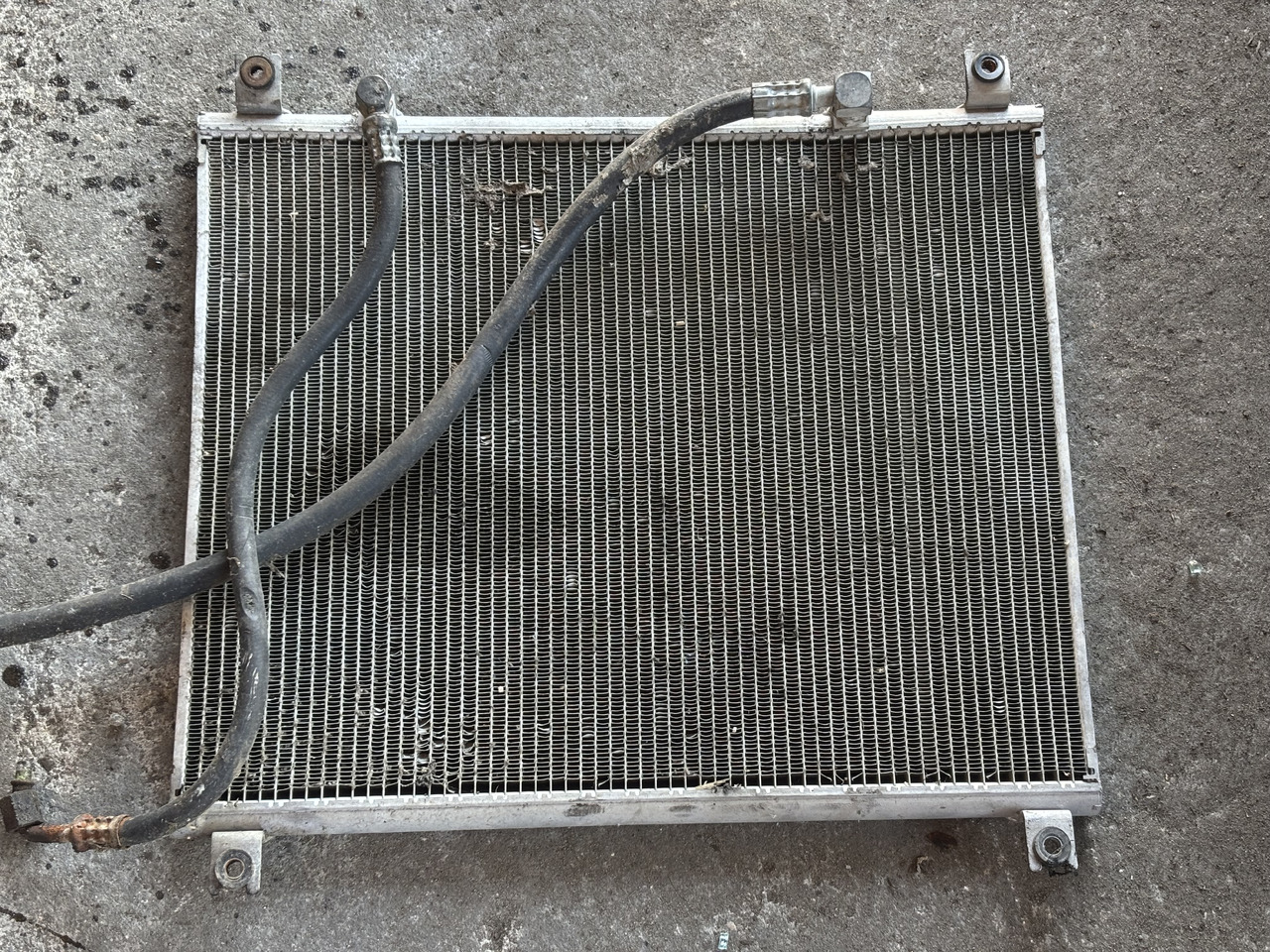 JCB 531-70 Chłodnica Klimatyzacji - Compresseur de climatisation pour Engins de chantier: photos 2 JCB 531-70 Chłodnica Klimatyzacji - Compresseur de climatisation pour Engins de chantier: photos 2