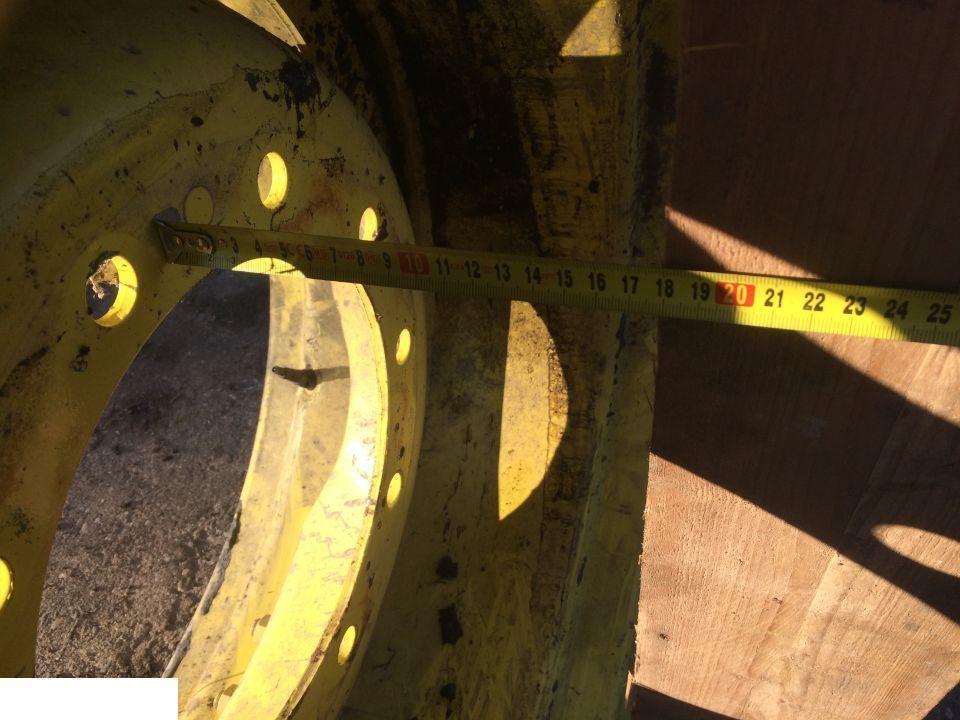 JOHN DEERE 28xW15L - Jante pour Machine agricole: photos 4 JOHN DEERE 28xW15L - Jante pour Machine agricole: photos 4