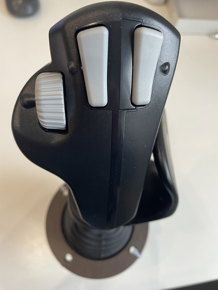 John Deere 3220 3420 ładowarka - joystick AZ72231 - Cabine et intérieur pour Chariot télescopique: photos 2 John Deere 3220 3420 ładowarka - joystick AZ72231 - Cabine et intérieur pour Chariot télescopique: photos 2