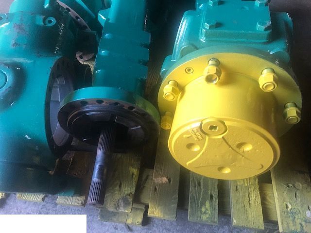 John Deere 3420 - Most - Essieu et pièces pour Machine agricole: photos 2 John Deere 3420 - Most - Essieu et pièces pour Machine agricole: photos 2