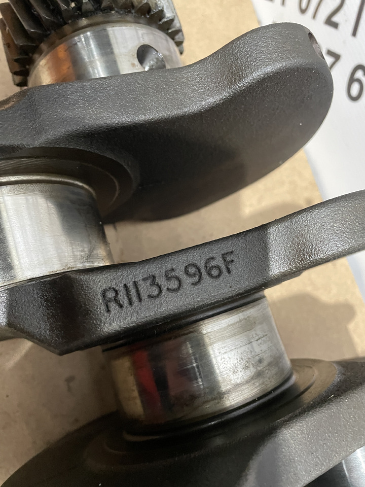 John Deere 4045 4,5l - wał korbowy R113596 - Vilebrequin pour Machine agricole: photos 3 John Deere 4045 4,5l - wał korbowy R113596 - Vilebrequin pour Machine agricole: photos 3