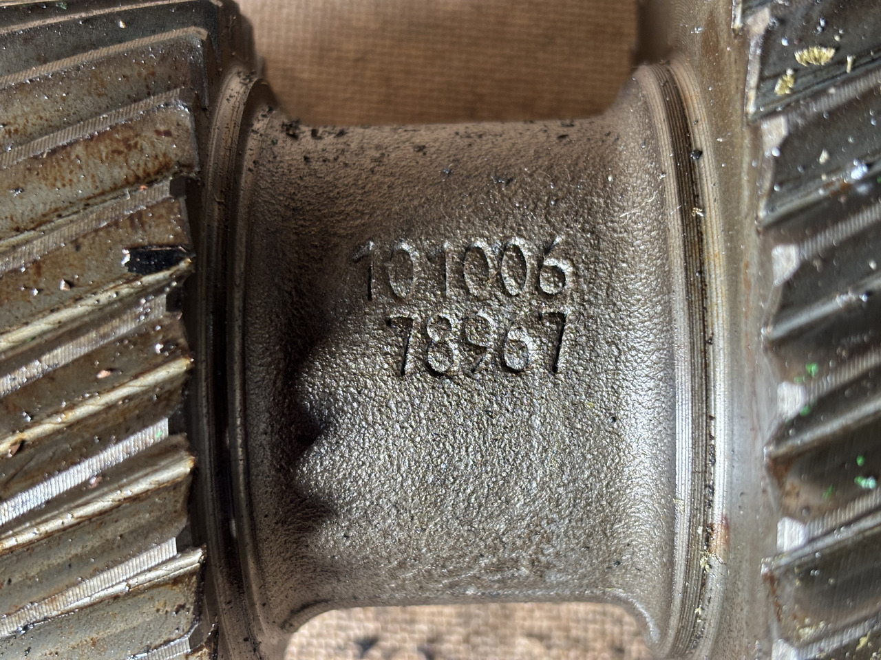 John Deere 6100 6200 6300 6400 6500 6600 Wał Napędowy L101006 L78967 - Demi arbre pour Machine agricole: photos 4 John Deere 6100 6200 6300 6400 6500 6600 Wał Napędowy L101006 L78967 - Demi arbre pour Machine agricole: photos 4