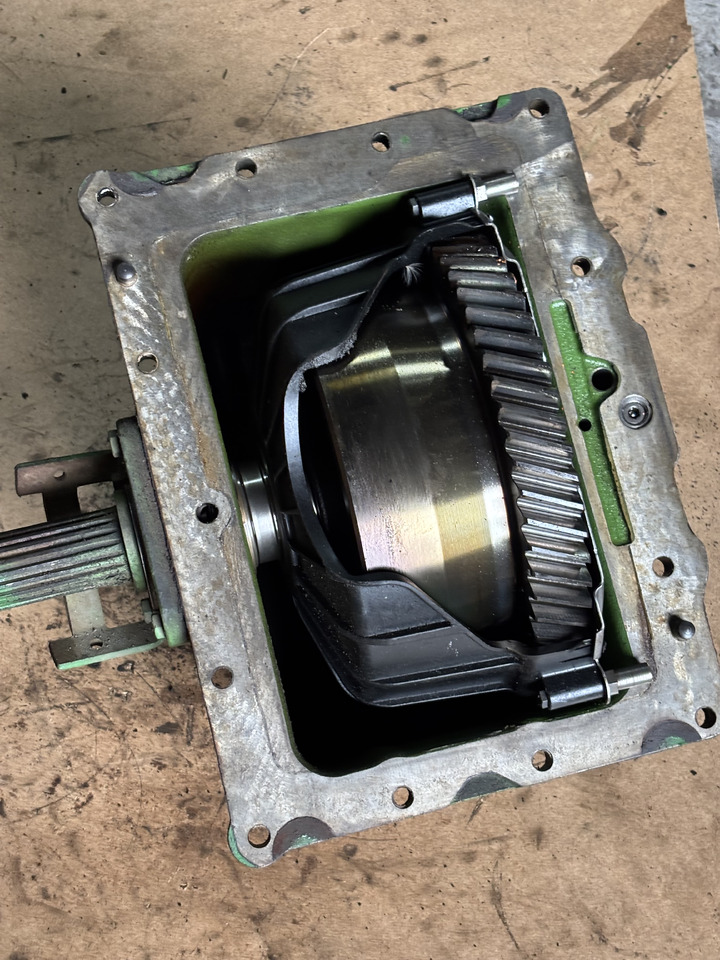 John Deere 6175M Przystawka Przedniego Napędu L221332 L221337 L221432 - Demi arbre pour Machine agricole: photos 3 John Deere 6175M Przystawka Przedniego Napędu L221332 L221337 L221432 - Demi arbre pour Machine agricole: photos 3