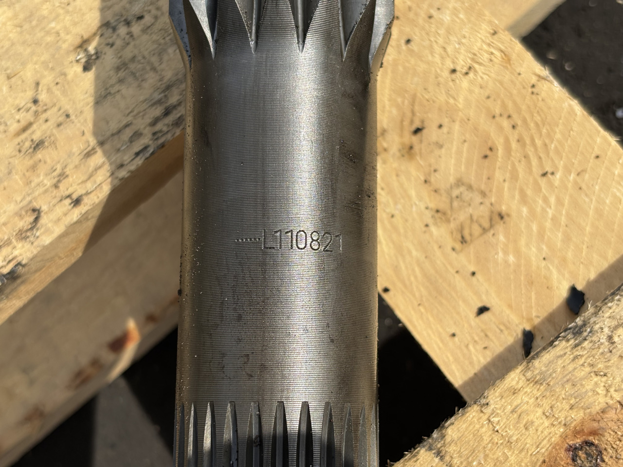 John Deere 6630 Wał Napędowy prawa strona L110821 - Demi arbre pour Machine agricole: photos 1 John Deere 6630 Wał Napędowy prawa strona L110821 - Demi arbre pour Machine agricole: photos 1