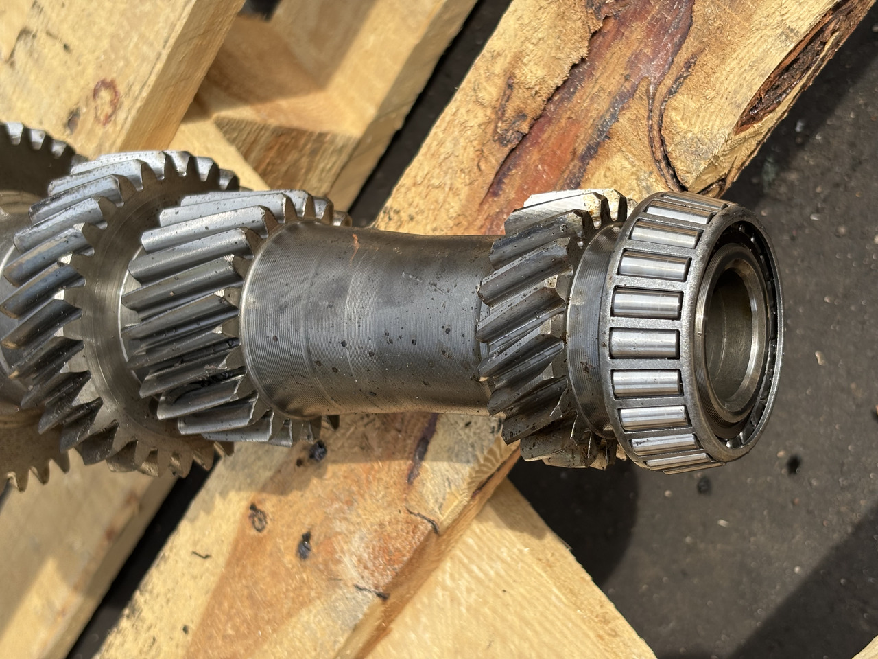 John Deere 6630 Wał napędowy Łożyska L213000 L168395 L168396 L168396 - Demi arbre pour Machine agricole: photos 4 John Deere 6630 Wał napędowy Łożyska L213000 L168395 L168396 L168396 - Demi arbre pour Machine agricole: photos 4