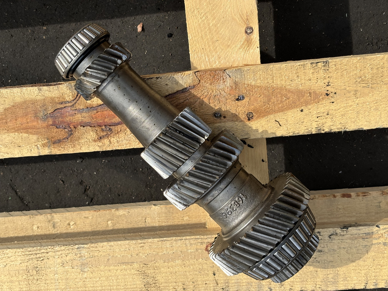 John Deere 6630 Wał napędowy Łożyska L213000 L168395 L168396 L168396 - Demi arbre pour Machine agricole: photos 1 John Deere 6630 Wał napędowy Łożyska L213000 L168395 L168396 L168396 - Demi arbre pour Machine agricole: photos 1