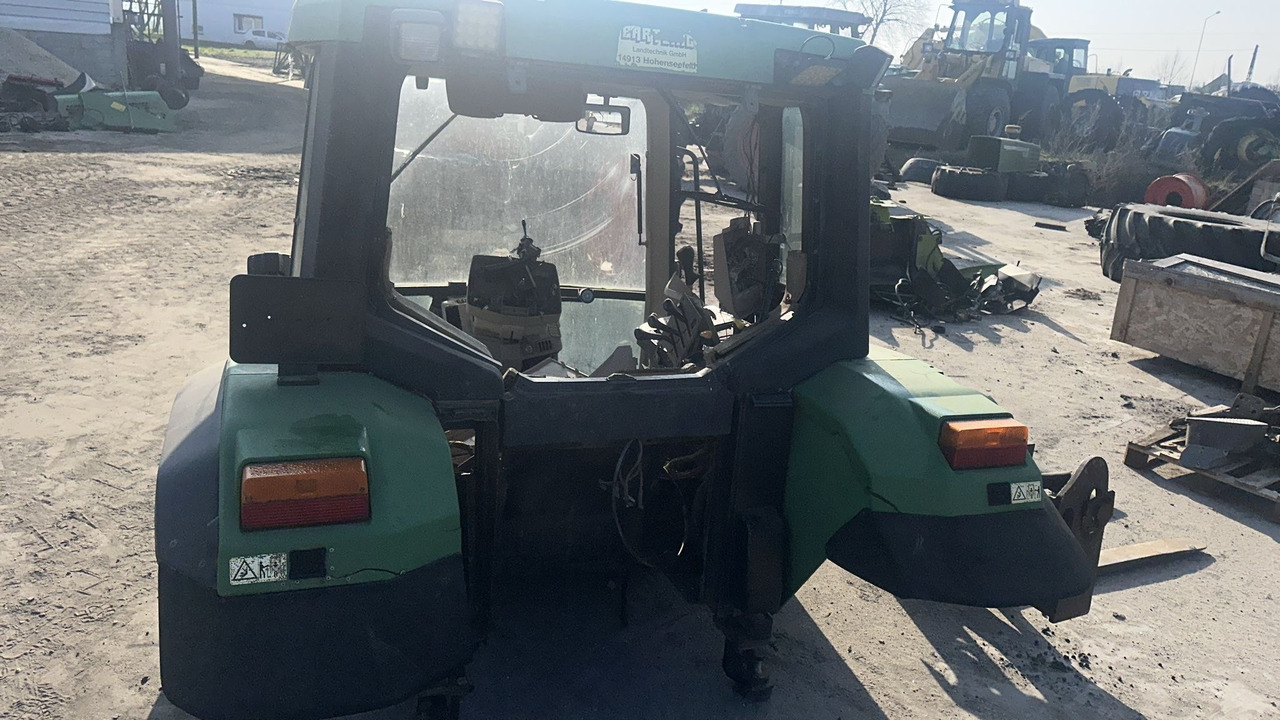 John Deere 6810 - kabina - części - Cabine pour Machine agricole: photos 5 John Deere 6810 - kabina - części - Cabine pour Machine agricole: photos 5