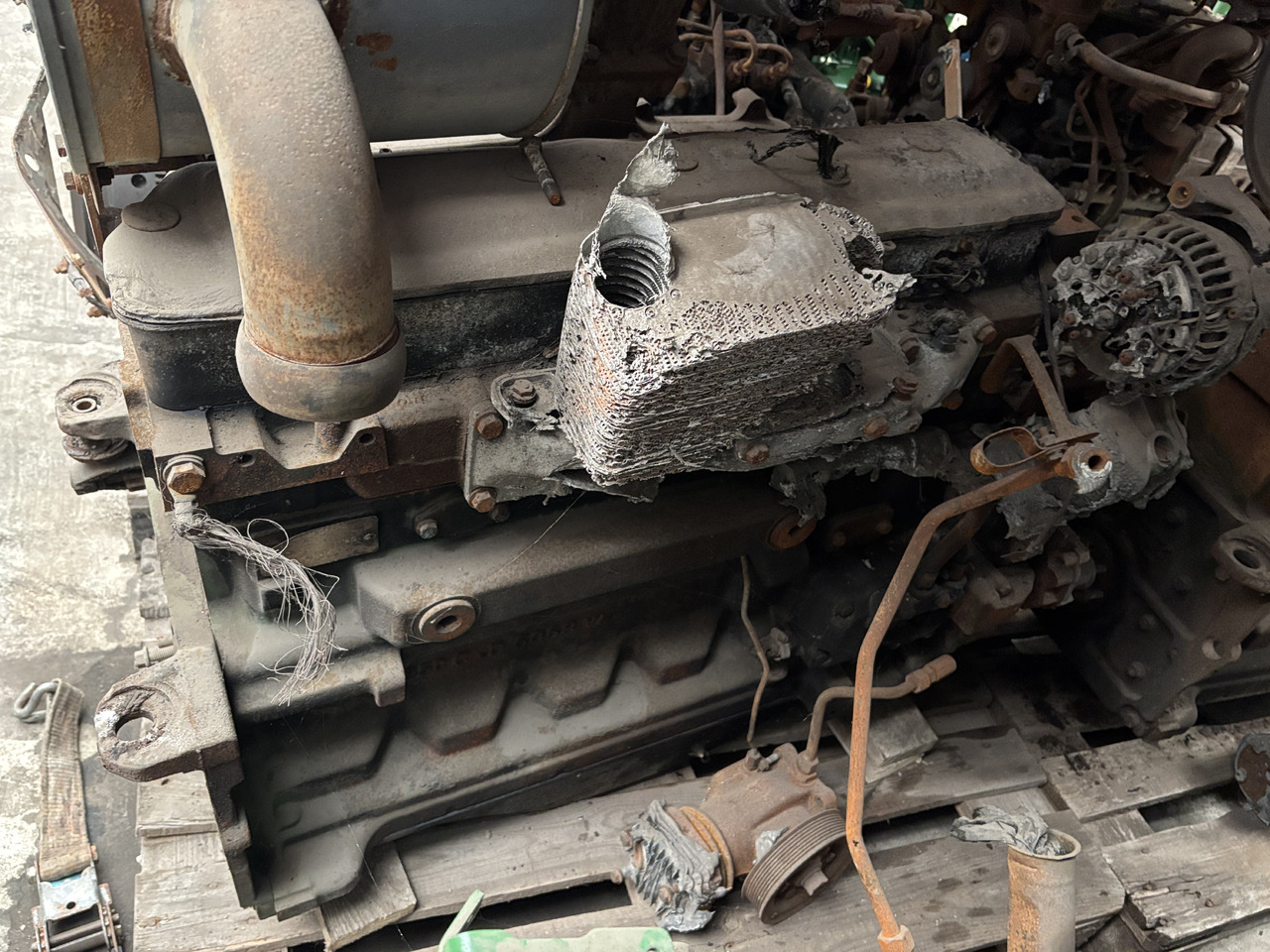 John Deere 6920S Silnik CZĘŚCI 6068HL474 - Moteur et pièces pour Machine agricole: photos 2 John Deere 6920S Silnik CZĘŚCI 6068HL474 - Moteur et pièces pour Machine agricole: photos 2