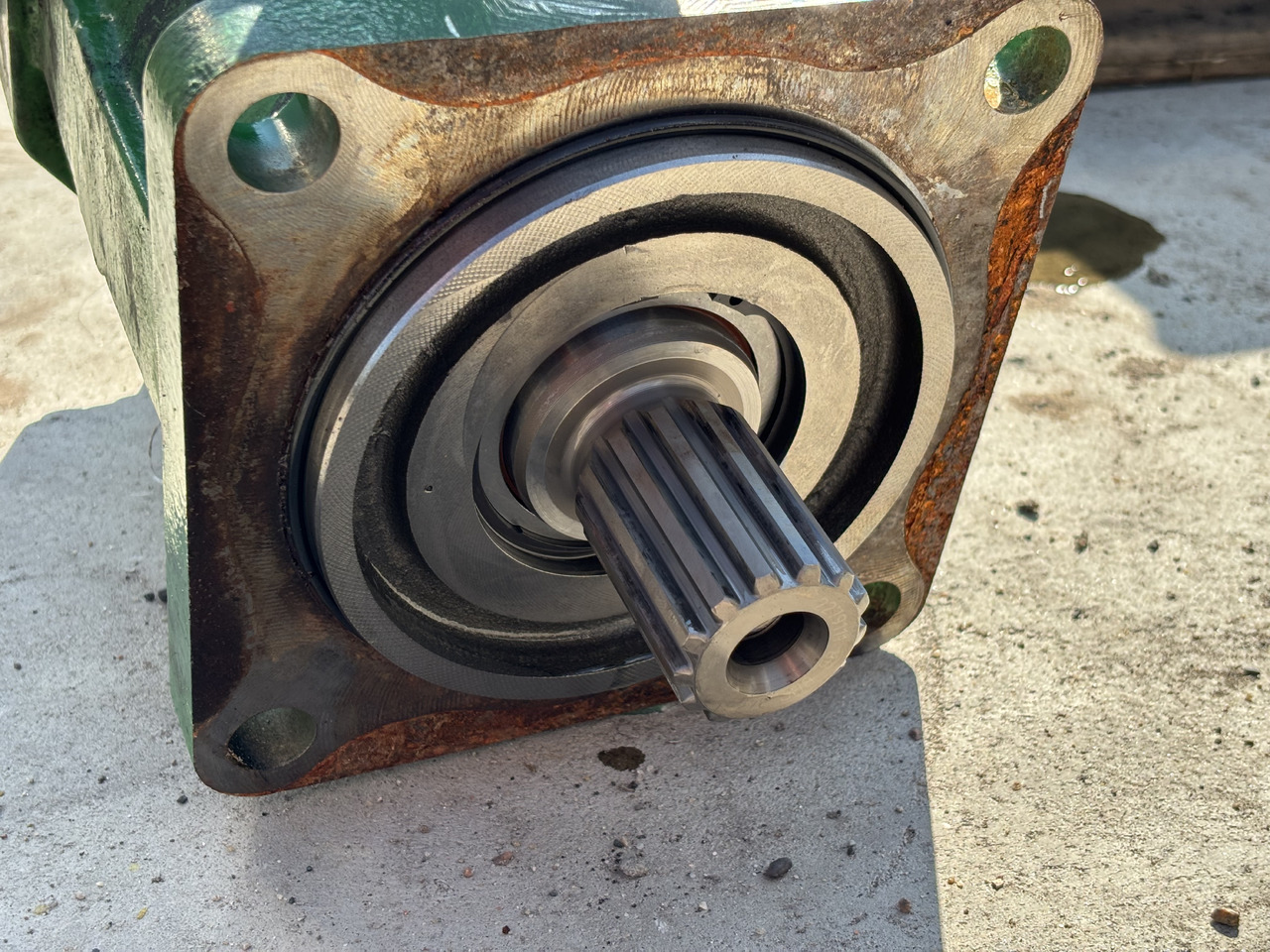 John Deere 8200 8400 8600 9500 9800 Hydromotor AXE78687 - Moteur hydraulique pour Machine agricole: photos 5 John Deere 8200 8400 8600 9500 9800 Hydromotor AXE78687 - Moteur hydraulique pour Machine agricole: photos 5