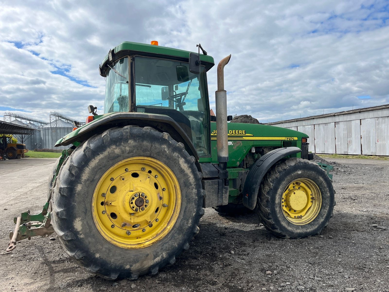 John Deere 8210 - części - kabina most zwolnica skrzynia - Moteur de translation pour Machine agricole: photos 3 John Deere 8210 - części - kabina most zwolnica skrzynia - Moteur de translation pour Machine agricole: photos 3