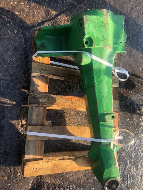 John Deere APL 2035 ,ZF 4475405333 Obudowa Mostu John Deere - Essieu et pièces pour Machine agricole: photos 1 John Deere APL 2035 ,ZF 4475405333 Obudowa Mostu John Deere - Essieu et pièces pour Machine agricole: photos 1