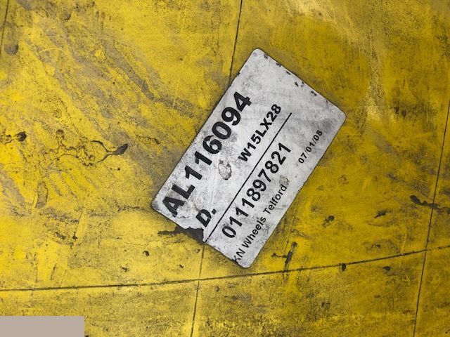 John Deere - Felga 15x28 - Jante pour Machine agricole: photos 3 John Deere - Felga 15x28 - Jante pour Machine agricole: photos 3