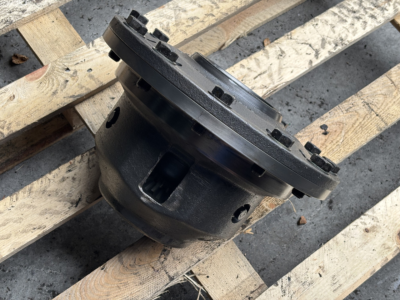 John Deere Mechanizm Różnicowy Reduktor R129583 R255179 R253935 R253934 R290636 - Différentiel pour Machine agricole: photos 1 John Deere Mechanizm Różnicowy Reduktor R129583 R255179 R253935 R253934 R290636 - Différentiel pour Machine agricole: photos 1