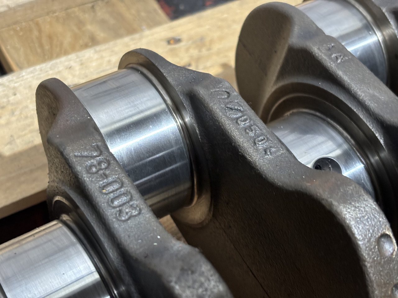 John Deere R503715 RE506195 HRE-506195 NRE506195 TR503715 Wał Korbowy - Vilebrequin pour Machine agricole: photos 4 John Deere R503715 RE506195 HRE-506195 NRE506195 TR503715 Wał Korbowy - Vilebrequin pour Machine agricole: photos 4