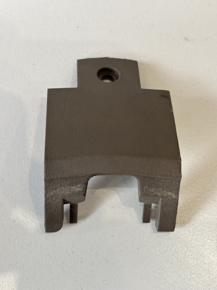 John Deere seria 6000 7000 8000 R - osłona mocowania wyświetlacza R344362 - Cabine et intérieur pour Machine agricole: photos 1 John Deere seria 6000 7000 8000 R - osłona mocowania wyświetlacza R344362 - Cabine et intérieur pour Machine agricole: photos 1