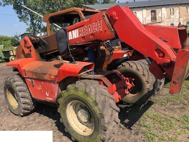 Manitou 524 - Zwrotnica - Fusée d'essieu pour Machine agricole: photos 2 Manitou 524 - Zwrotnica - Fusée d'essieu pour Machine agricole: photos 2