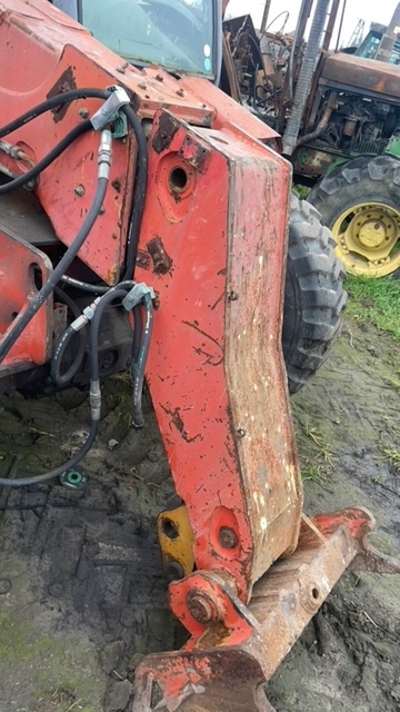 Manitou 626 , 628 , 632 , Części zwolnica Zwrotnica silnik skrzynia biegów - Fusée d'essieu pour Machine agricole: photos 2 Manitou 626 , 628 , 632 , Części zwolnica Zwrotnica silnik skrzynia biegów - Fusée d'essieu pour Machine agricole: photos 2