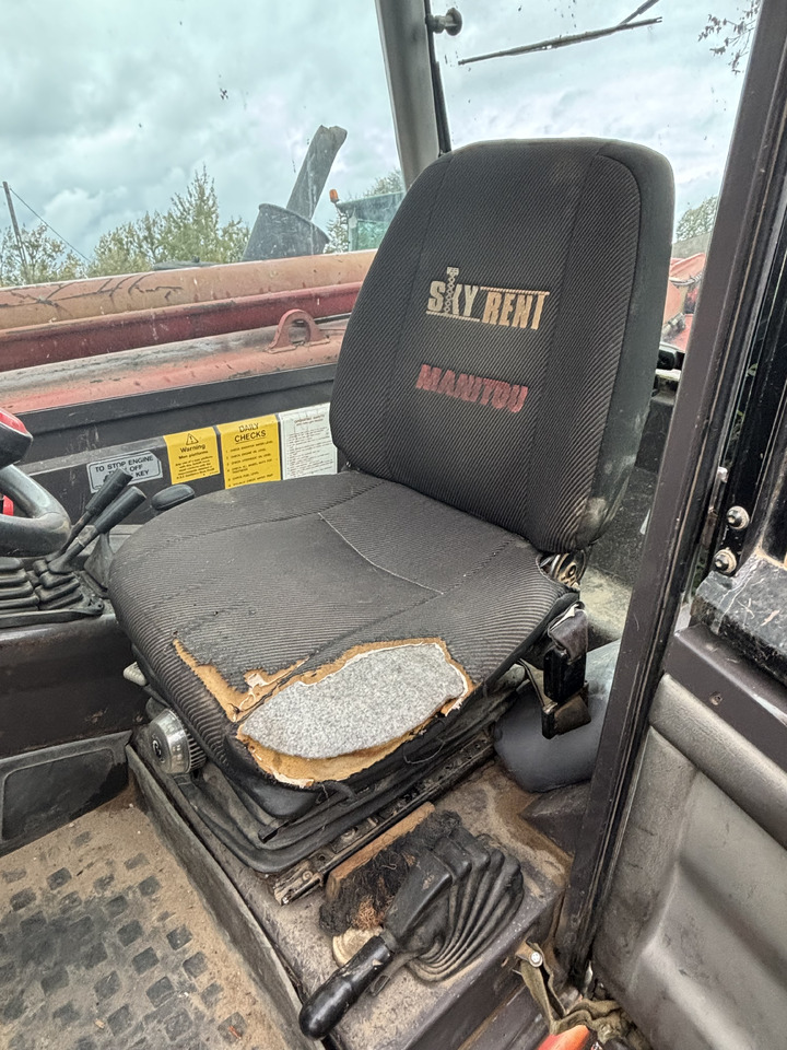 Manitou MT 1740 SLT - Ładowarka Teleskopowa - Fotel Kanapa Siedzenie Kierowcy - Siège pour Chariot télescopique: photos 2 Manitou MT 1740 SLT - Ładowarka Teleskopowa - Fotel Kanapa Siedzenie Kierowcy - Siège pour Chariot télescopique: photos 2