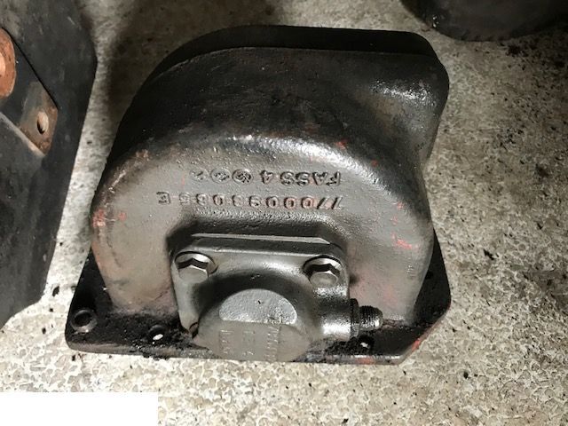 Massey Ferguson - Przystawka Przedniego Napęd - Transmission pour Machine agricole: photos 1 Massey Ferguson - Przystawka Przedniego Napęd - Transmission pour Machine agricole: photos 1