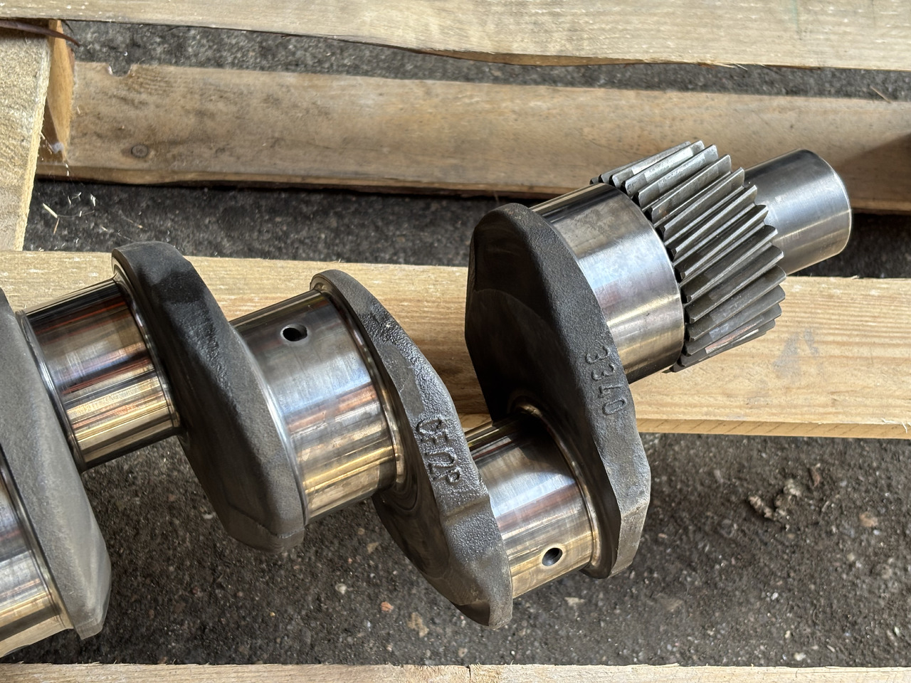 Mercedes OM366 Wał Korbowy 3660301602U 3660300702 3660301102 3660301402 - Vilebrequin pour Machine agricole: photos 4 Mercedes OM366 Wał Korbowy 3660301602U 3660300702 3660301102 3660301402 - Vilebrequin pour Machine agricole: photos 4