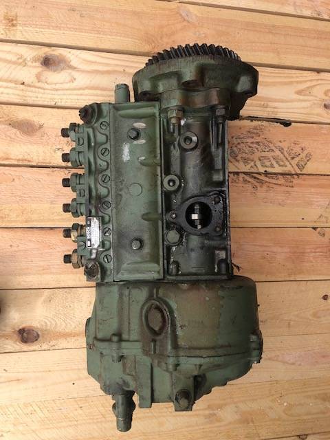 Mercedes om352 - Pompa Paliwa Bosch pes6a - Pompe à carburant pour Machine agricole: photos 1 Mercedes om352 - Pompa Paliwa Bosch pes6a - Pompe à carburant pour Machine agricole: photos 1