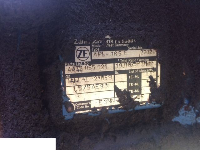 Most napędowy ZF APL 365 - Essieu et pièces pour Machine agricole: photos 1 Most napędowy ZF APL 365 - Essieu et pièces pour Machine agricole: photos 1