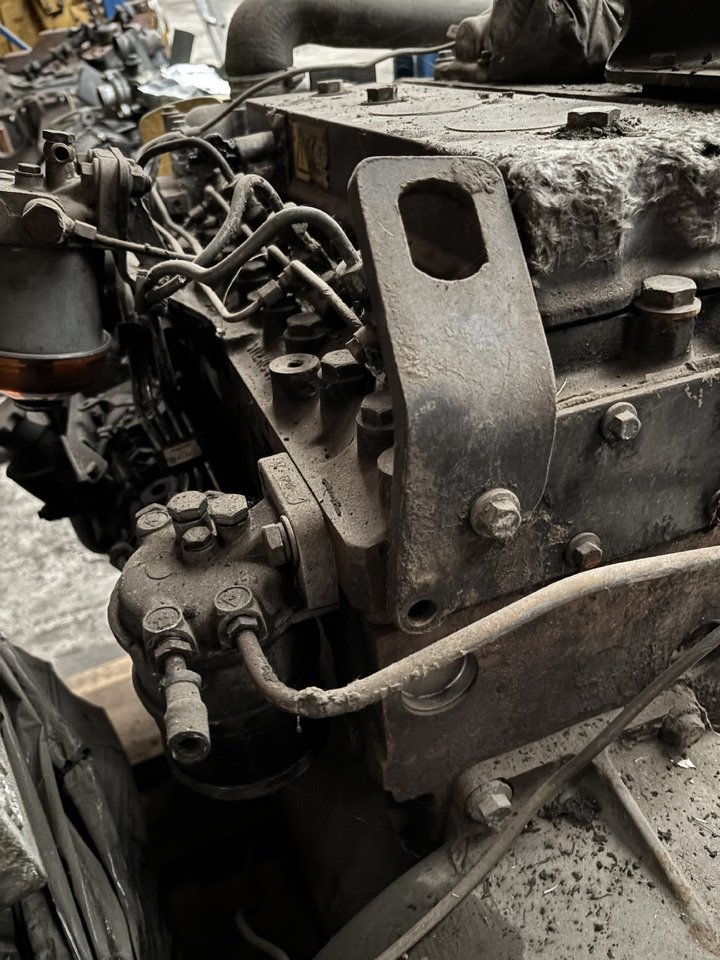 Perkins 1548/2300 Silnik Blok Kolektor Koło Pasowe Wał CZĘŚCI - Moteur et pièces pour Engins de chantier: photos 1 Perkins 1548/2300 Silnik Blok Kolektor Koło Pasowe Wał CZĘŚCI - Moteur et pièces pour Engins de chantier: photos 1