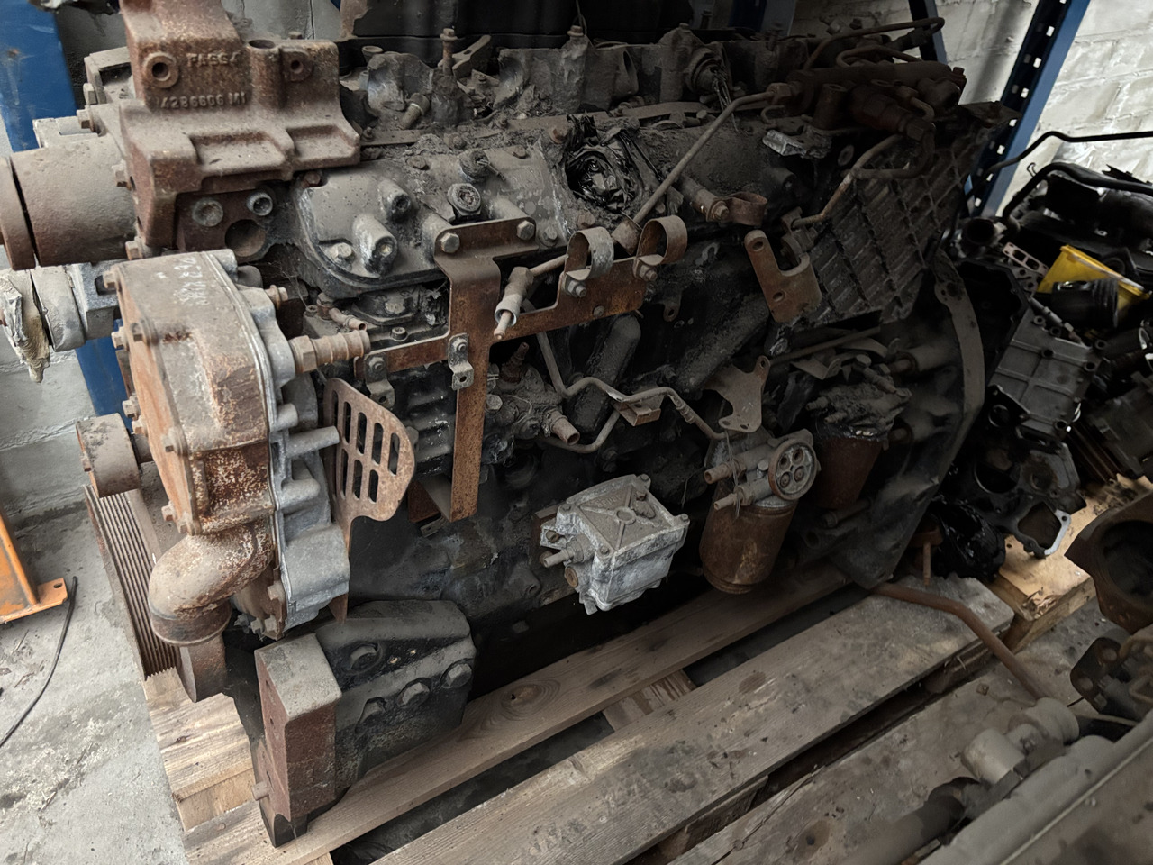 Perkins 3392/2200 Silnik Blok Wał Koło Pasowe CZĘŚCI - Moteur et pièces pour Engins de chantier: photos 5 Perkins 3392/2200 Silnik Blok Wał Koło Pasowe CZĘŚCI - Moteur et pièces pour Engins de chantier: photos 5