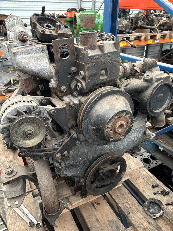 Perkins AA 80435 AA80435 3.99 cm Silnik CZĘŚCI - Moteur et pièces pour Engins de chantier: photos 2 Perkins AA 80435 AA80435 3.99 cm Silnik CZĘŚCI - Moteur et pièces pour Engins de chantier: photos 2