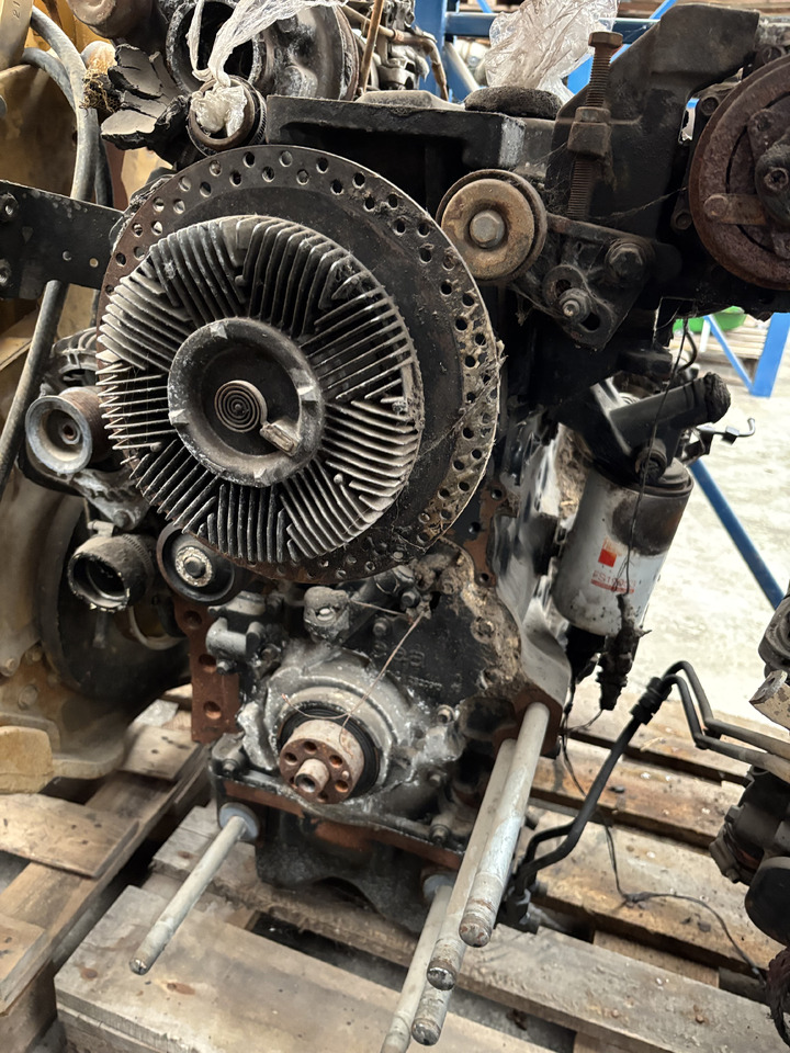 Perkins RE38152 Silnik RE 1104C-44 CZĘŚCI - Moteur pour Engins de chantier: photos 2 Perkins RE38152 Silnik RE 1104C-44 CZĘŚCI - Moteur pour Engins de chantier: photos 2