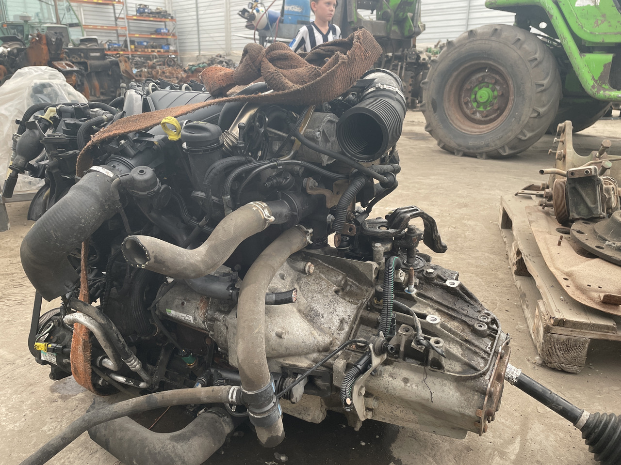Peugeot Citroen silnik 2,0 HDI - kompletny ze skrzynią - Moteur pour Voiture: photos 1 Peugeot Citroen silnik 2,0 HDI - kompletny ze skrzynią - Moteur pour Voiture: photos 1