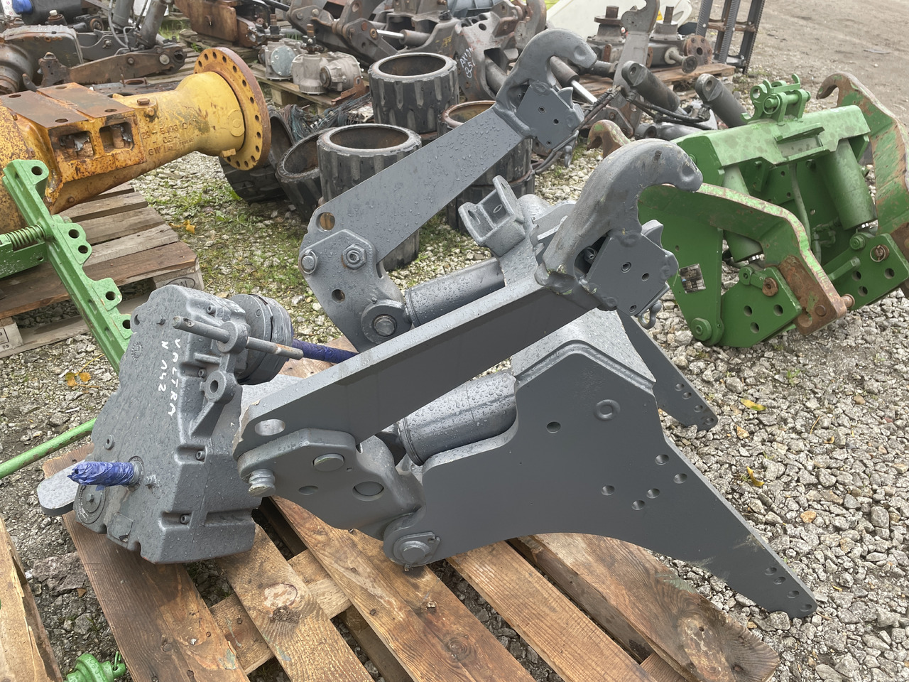 Valtra N142 - przedni TUZ - Pièces de rechange pour Tracteur agricole: photos 2 Valtra N142 - przedni TUZ - Pièces de rechange pour Tracteur agricole: photos 2