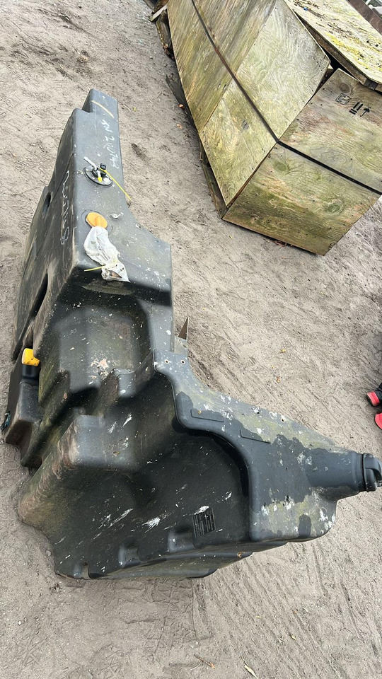 Zbiornik Paliwa JCB Fastrac - Pièces de rechange pour Tracteur agricole: photos 1 Zbiornik Paliwa JCB Fastrac - Pièces de rechange pour Tracteur agricole: photos 1