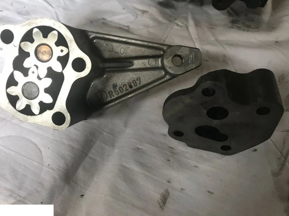 Pompa Olejowa - Silnika John Deere - RE504914 6068R502687 RE502269 - Pompe à huile pour Machine agricole: photos 1 Pompa Olejowa - Silnika John Deere - RE504914 6068R502687 RE502269 - Pompe à huile pour Machine agricole: photos 1