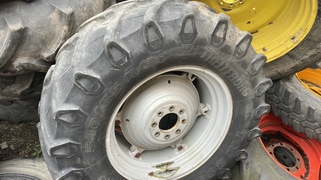 Same Rubin Lamborgini koła felgi 540/65R30 - Jante pour Machine agricole: photos 4 Same Rubin Lamborgini koła felgi 540/65R30 - Jante pour Machine agricole: photos 4