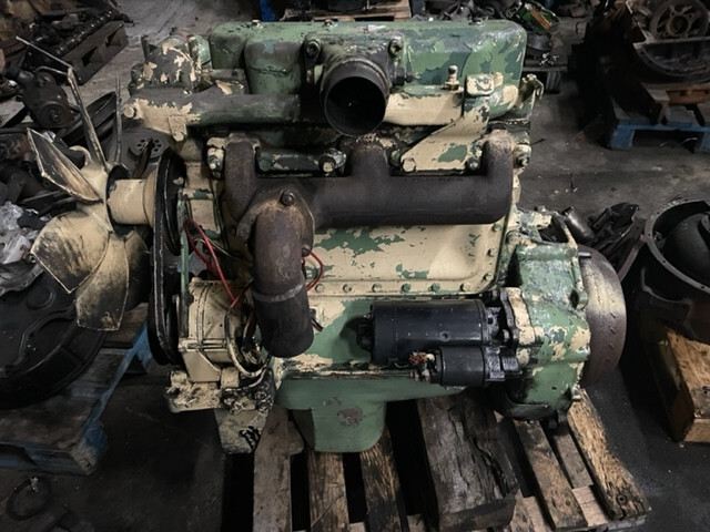 Silnik Mercedes om 314 , om314 , om314.1 - Moteur pour Machine agricole: photos 1 Silnik Mercedes om 314 , om314 , om314.1 - Moteur pour Machine agricole: photos 1