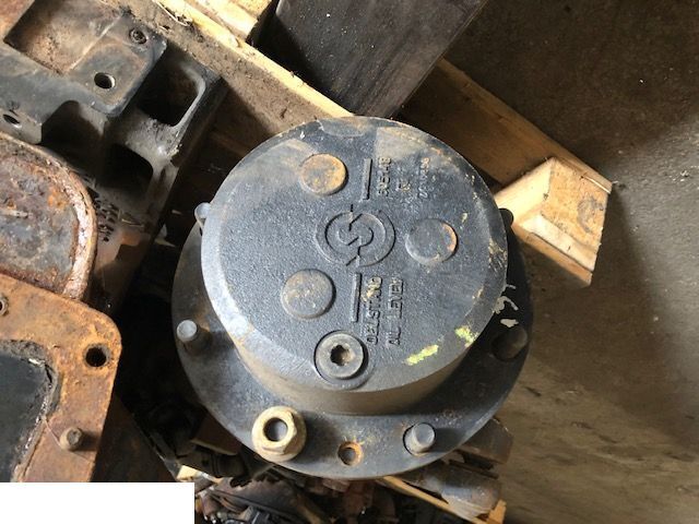 Valmet 6300 - Most Przedni - Essieu avant pour Machine agricole: photos 1 Valmet 6300 - Most Przedni - Essieu avant pour Machine agricole: photos 1