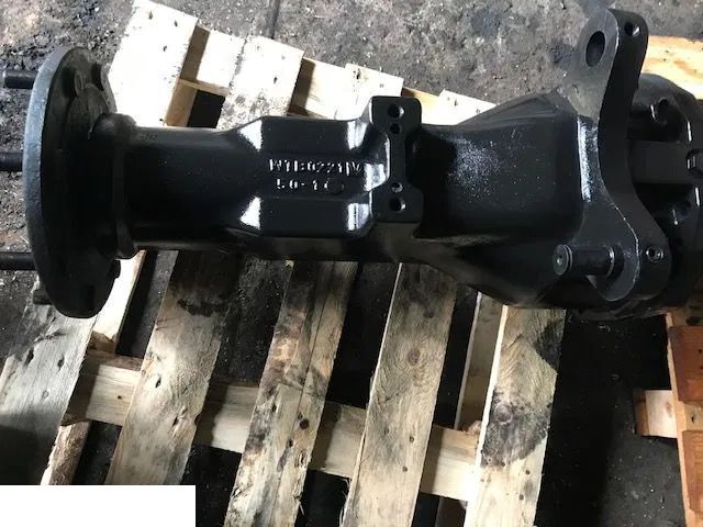 Valtra 900 - Zwolnica Tylna - Moteur de translation pour Machine agricole: photos 1 Valtra 900 - Zwolnica Tylna - Moteur de translation pour Machine agricole: photos 1