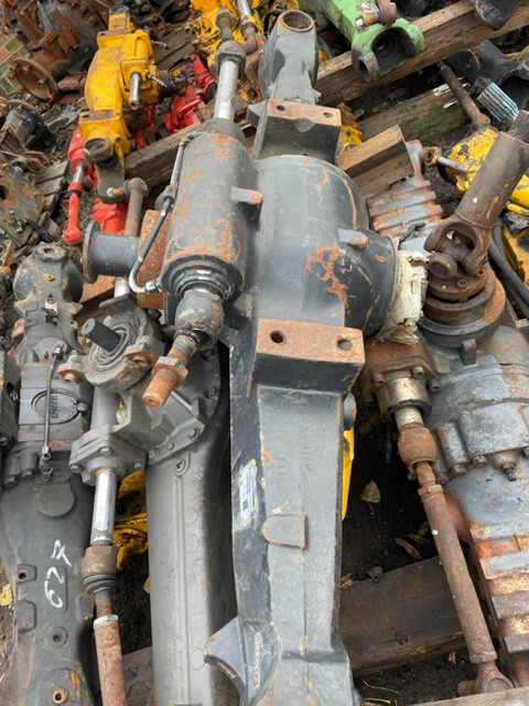 ZF AS-2075 - Deutz Fahr Agrotron - Siłownik Skrętu | Wkład Mostu - Essieu et pièces pour Machine agricole: photos 2 ZF AS-2075 - Deutz Fahr Agrotron - Siłownik Skrętu | Wkład Mostu - Essieu et pièces pour Machine agricole: photos 2