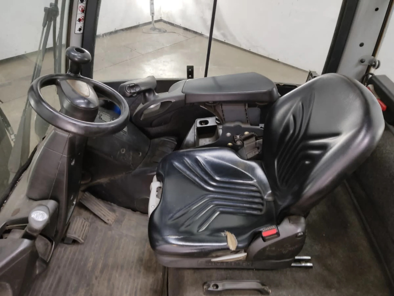 STILL RX70-35T - Chariot élévateur à gaz: photos 3 STILL RX70-35T - Chariot élévateur à gaz: photos 3