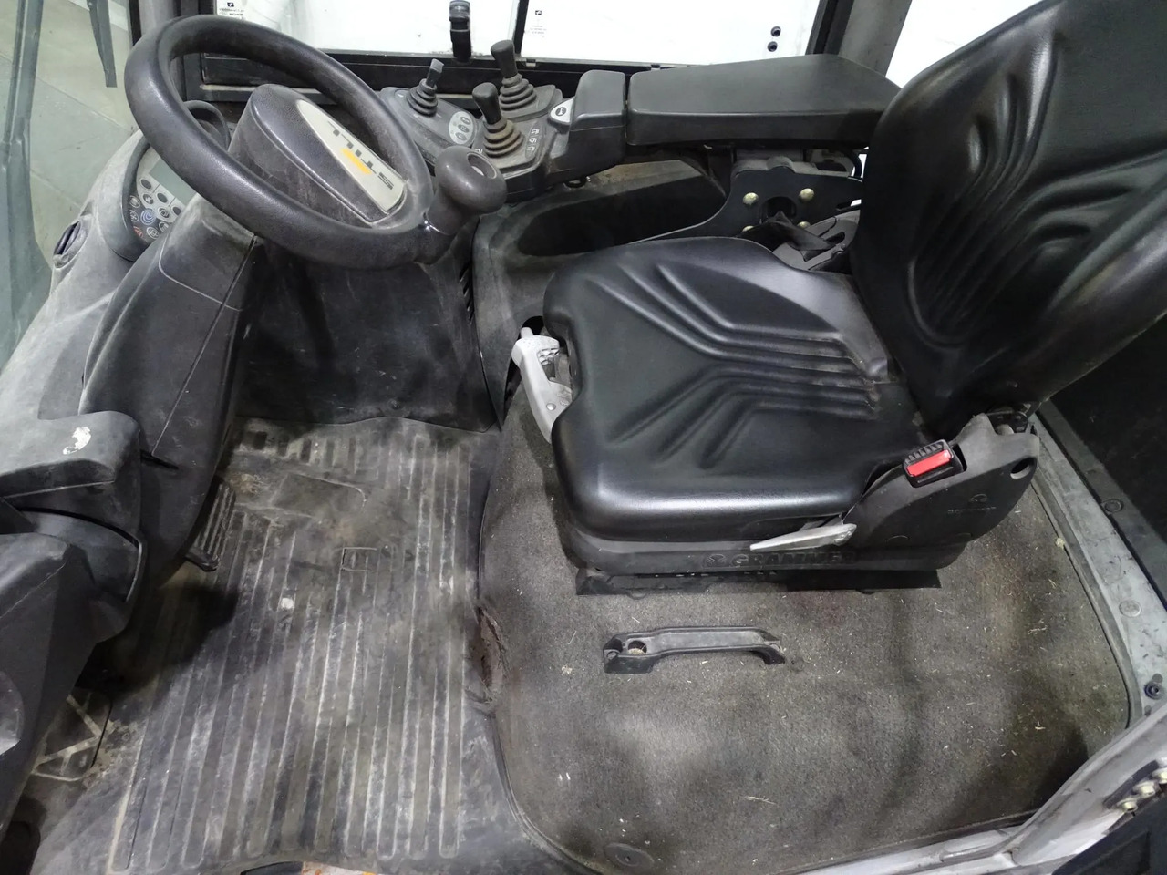 STILL RX70-50 - Chariot élévateur diesel: photos 3 STILL RX70-50 - Chariot élévateur diesel: photos 3